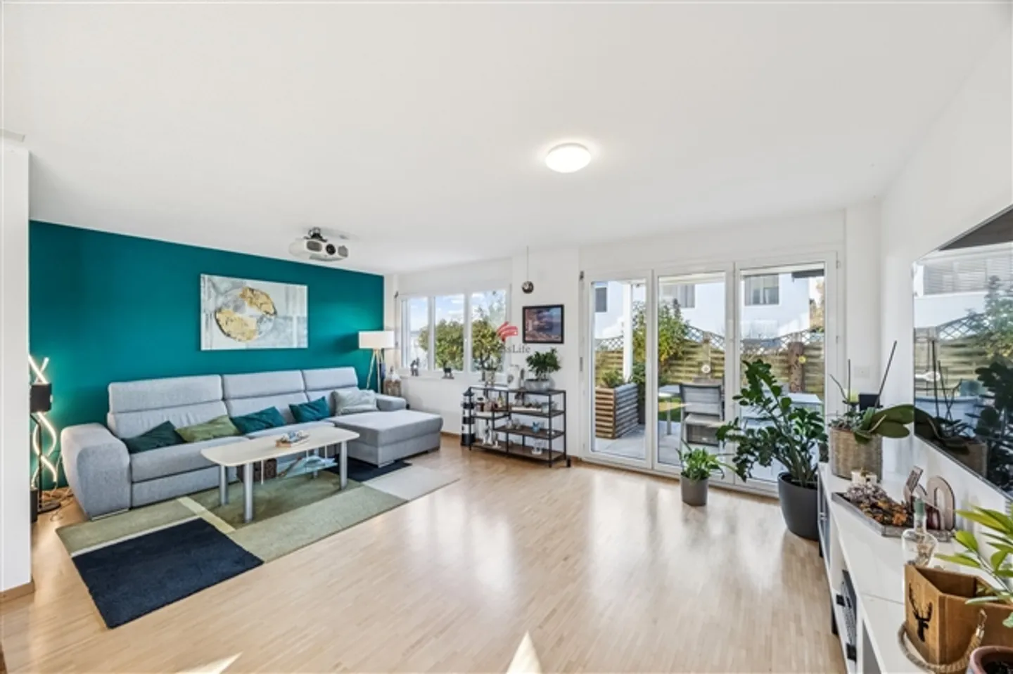 Calme et ensoleillé avec un jardin bien entretenu ! - Photo 4 sur 11