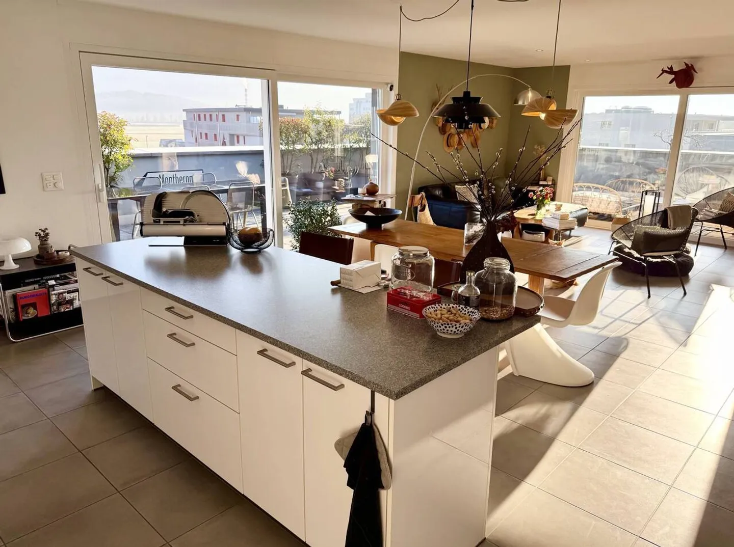 Penthouse 5.5 Zimmer - Panoramaterrasse von 106 m2 - Foto 2 von 6