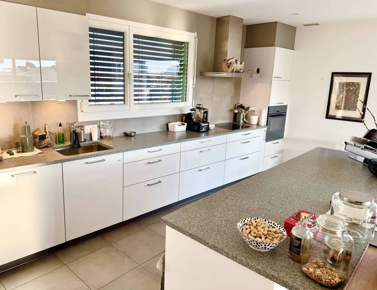 Penthouse 5.5 Zimmer - Panoramaterrasse von 106 m2 - Foto 4 von 6