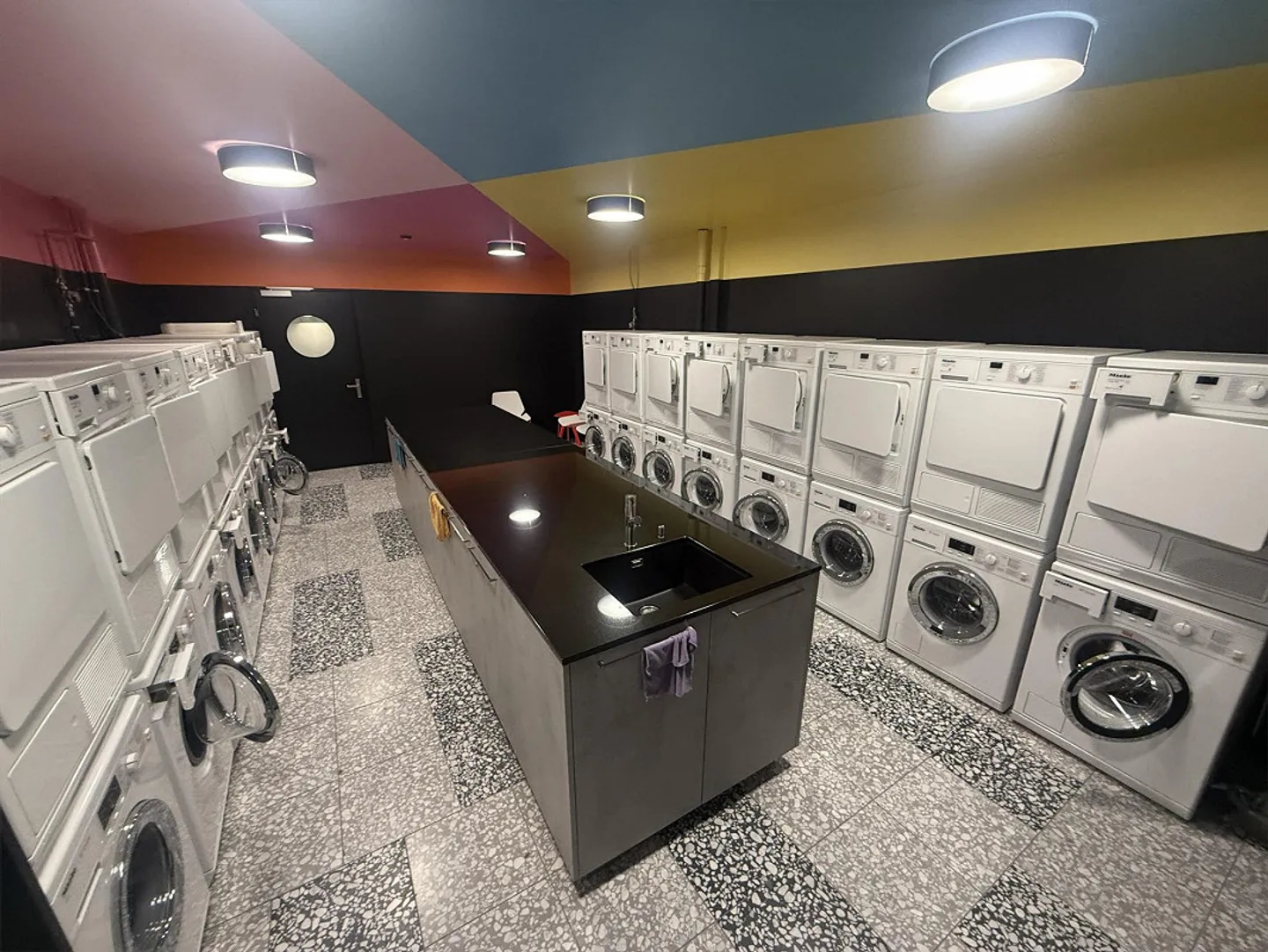 Appartement de 2,5 pièces situé au centre à Saint-Gall - Photo 10 sur 13