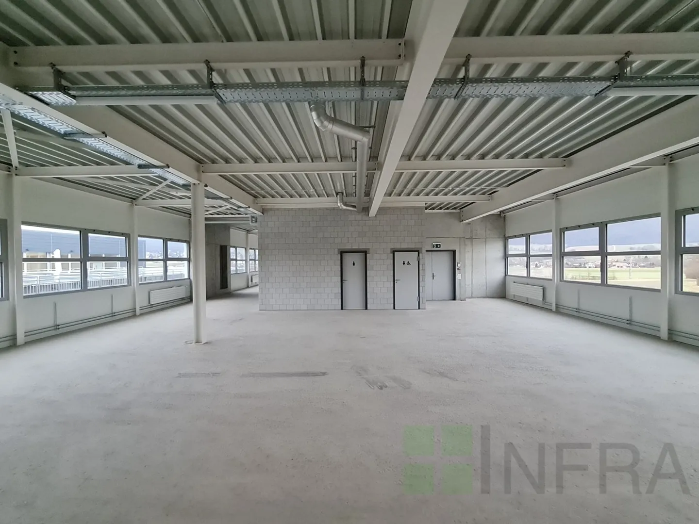 Delémont, Zone Inodel - Gewerbe-/Bürofläche zu vermieten - Foto 1 von 16