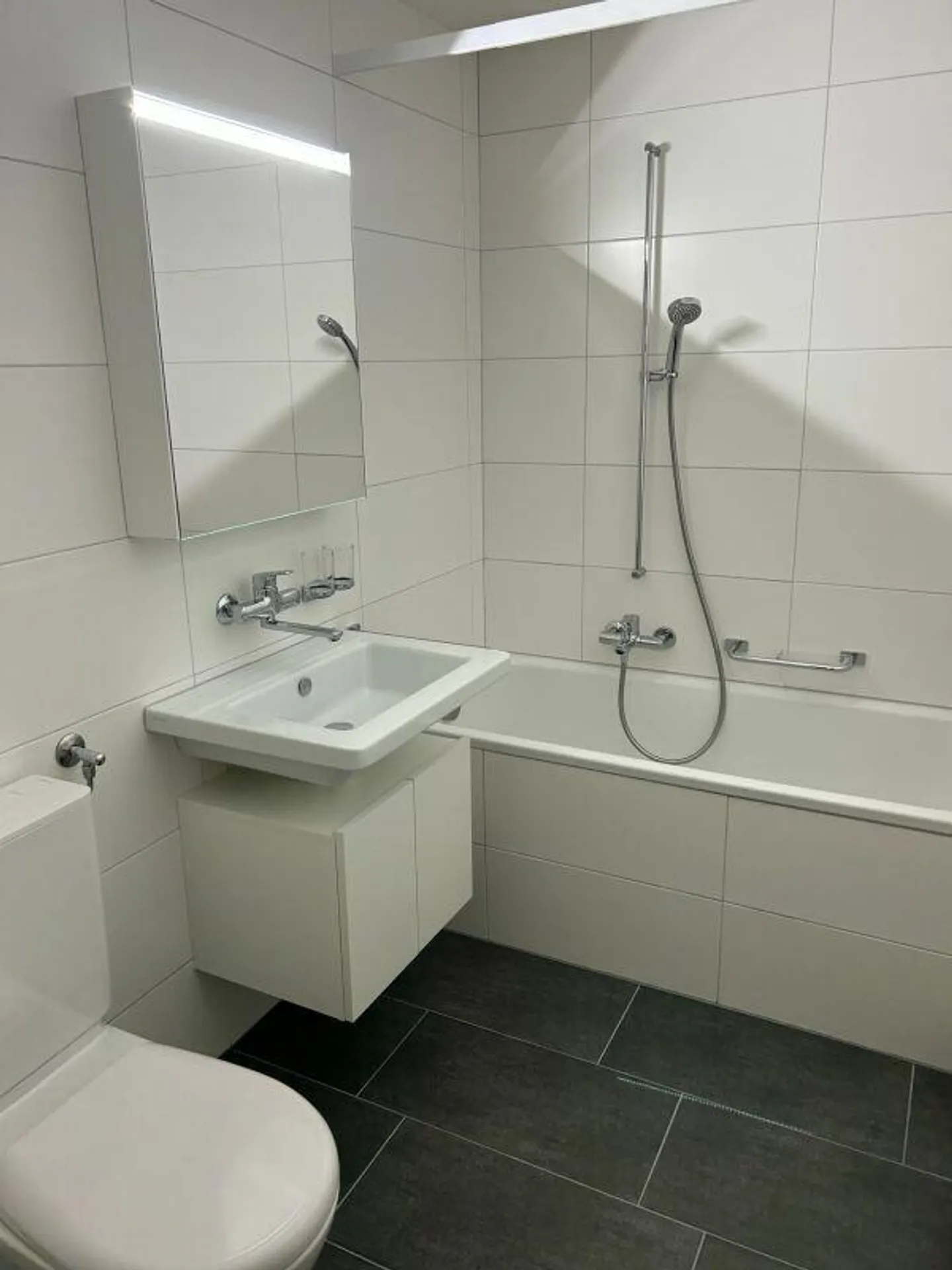 Ihr Schlüssel zum neuen Zuhause! - Photo 4 of 7