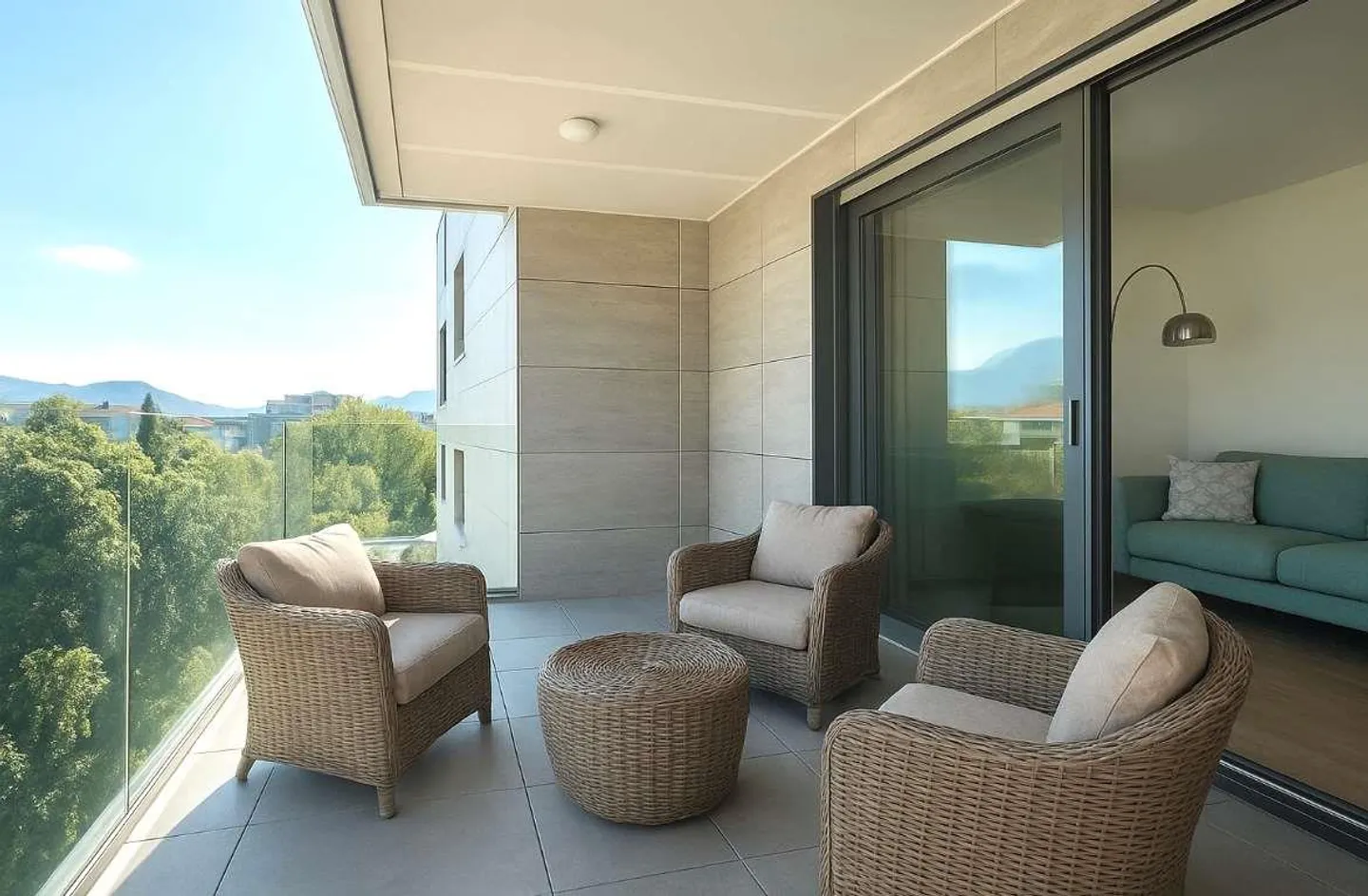 Elegant 4.5 Room Apartment for Rent in Massagno - Photo 2 of 12