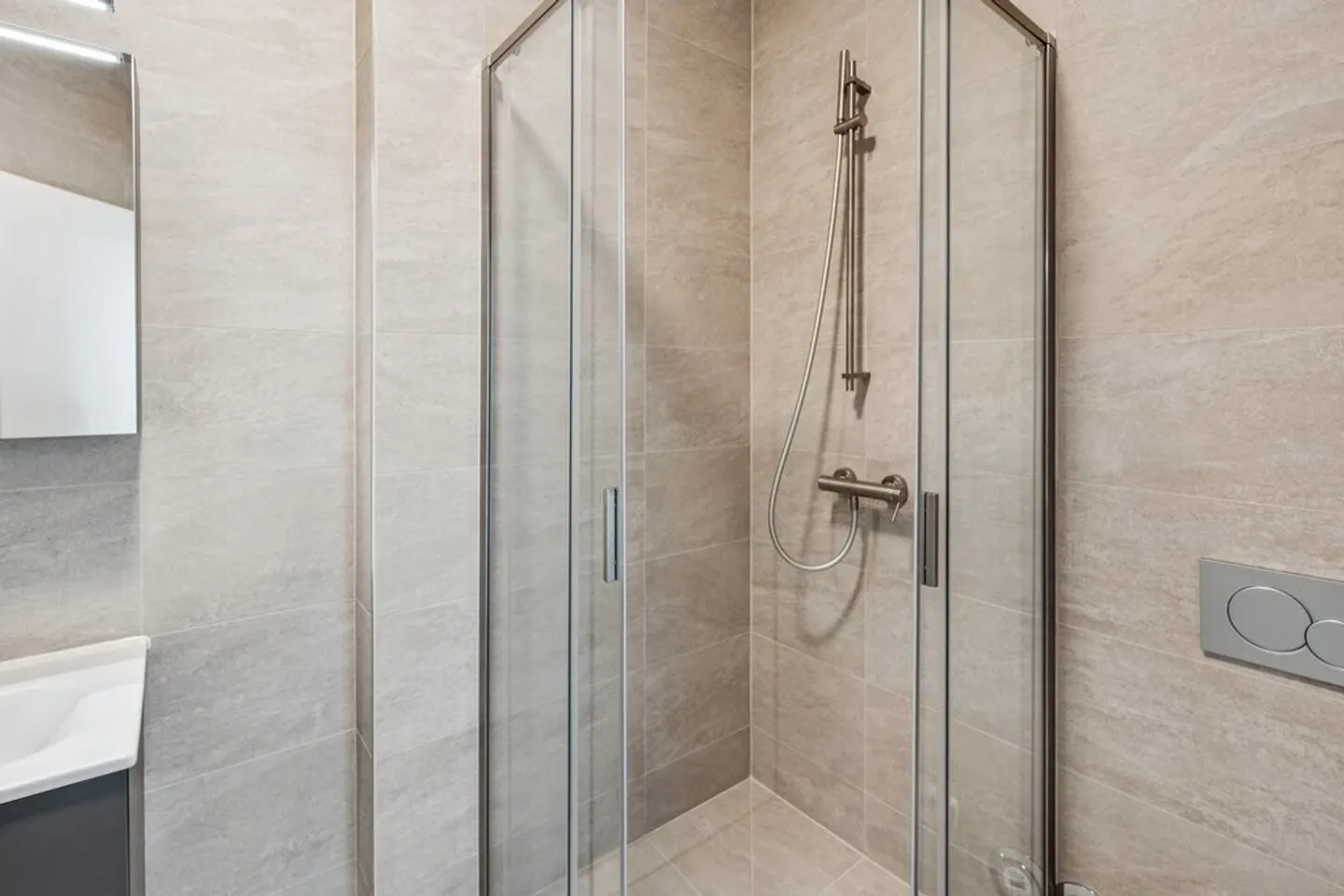New residential building in a sought-after area of Geneva! - Photo 9 of 9