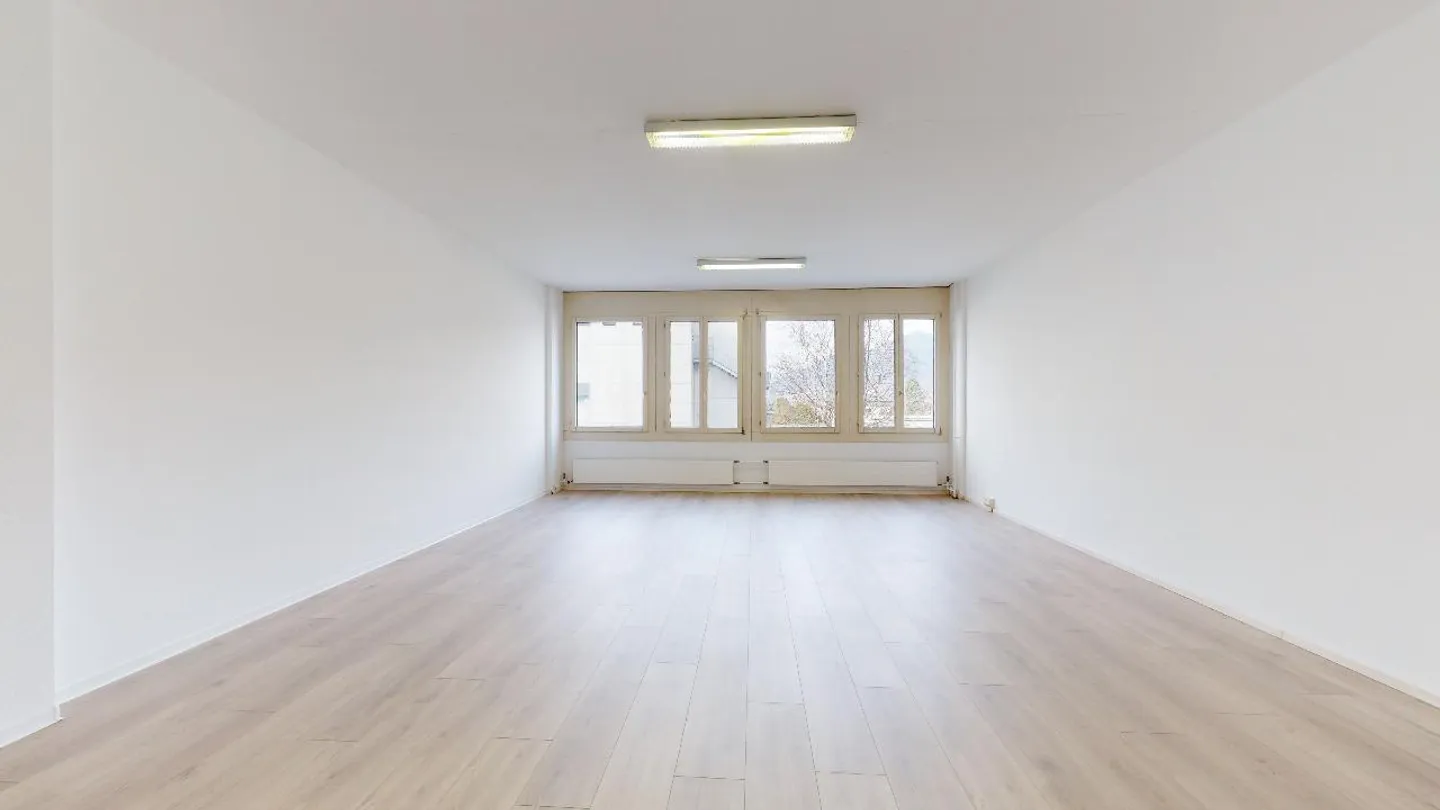 Ufficio luminoso e versatile di 68 m2  Quartino - Foto 5 di 11