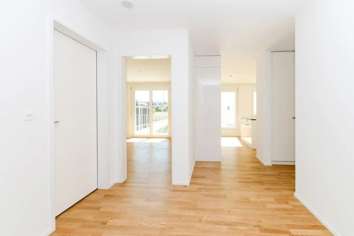 Moderne Wohnung mit Garten - Foto 5 von 8