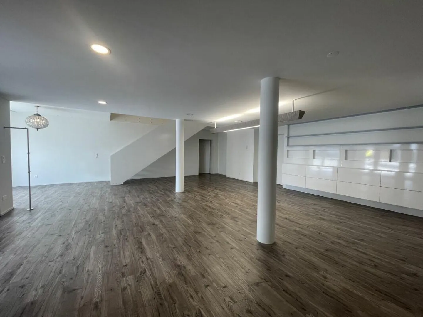 Stylish office or commercial space - available immediately - Photo 1 of 14