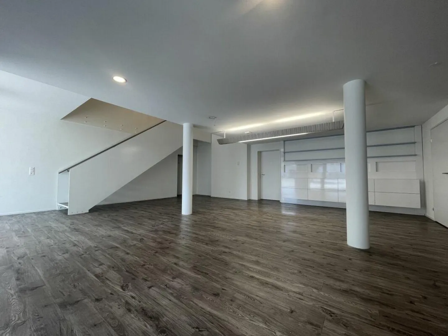 Stylish office or commercial space - available immediately - Photo 4 of 14