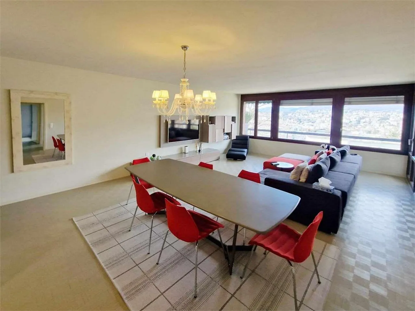Splendido appartamento panoramico con piscina - Foto 3 di 8