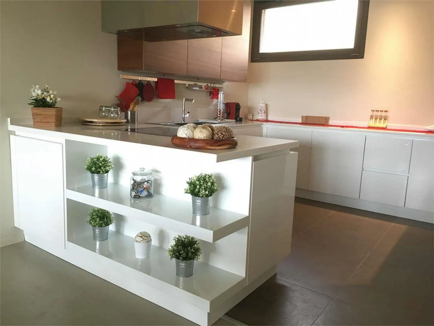 Splendido appartamento panoramico con piscina - Foto 4 di 8