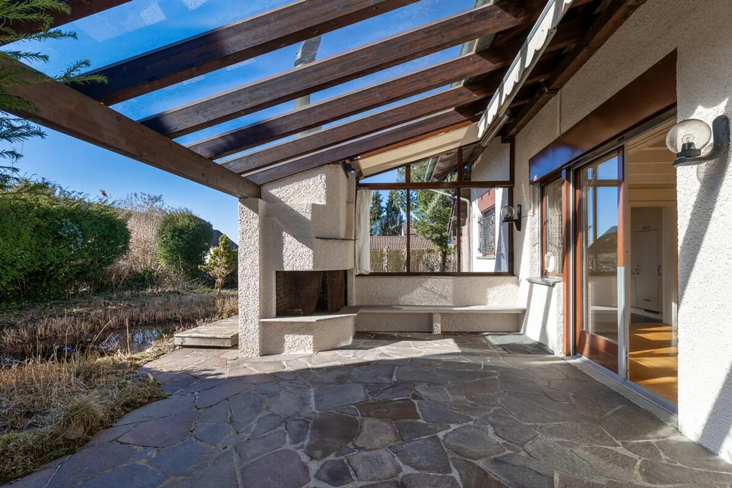 Detached single-family house with expansion potential in Fehraltorf - Photo 5 of 7