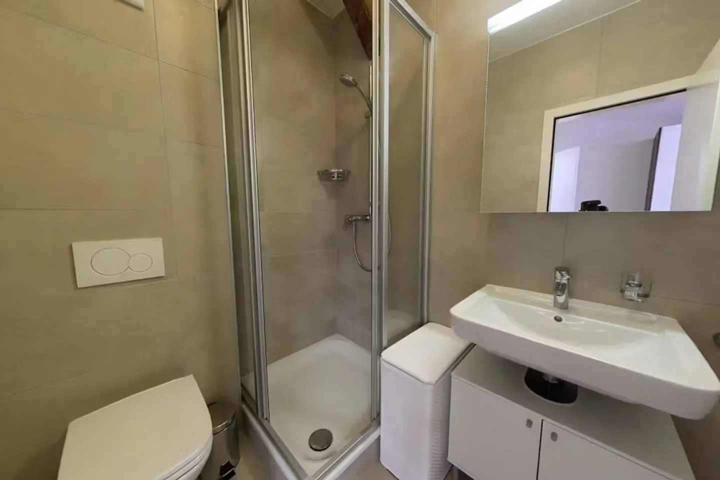 Charmantes Chalet in Lausanne - Foto 9 von 10