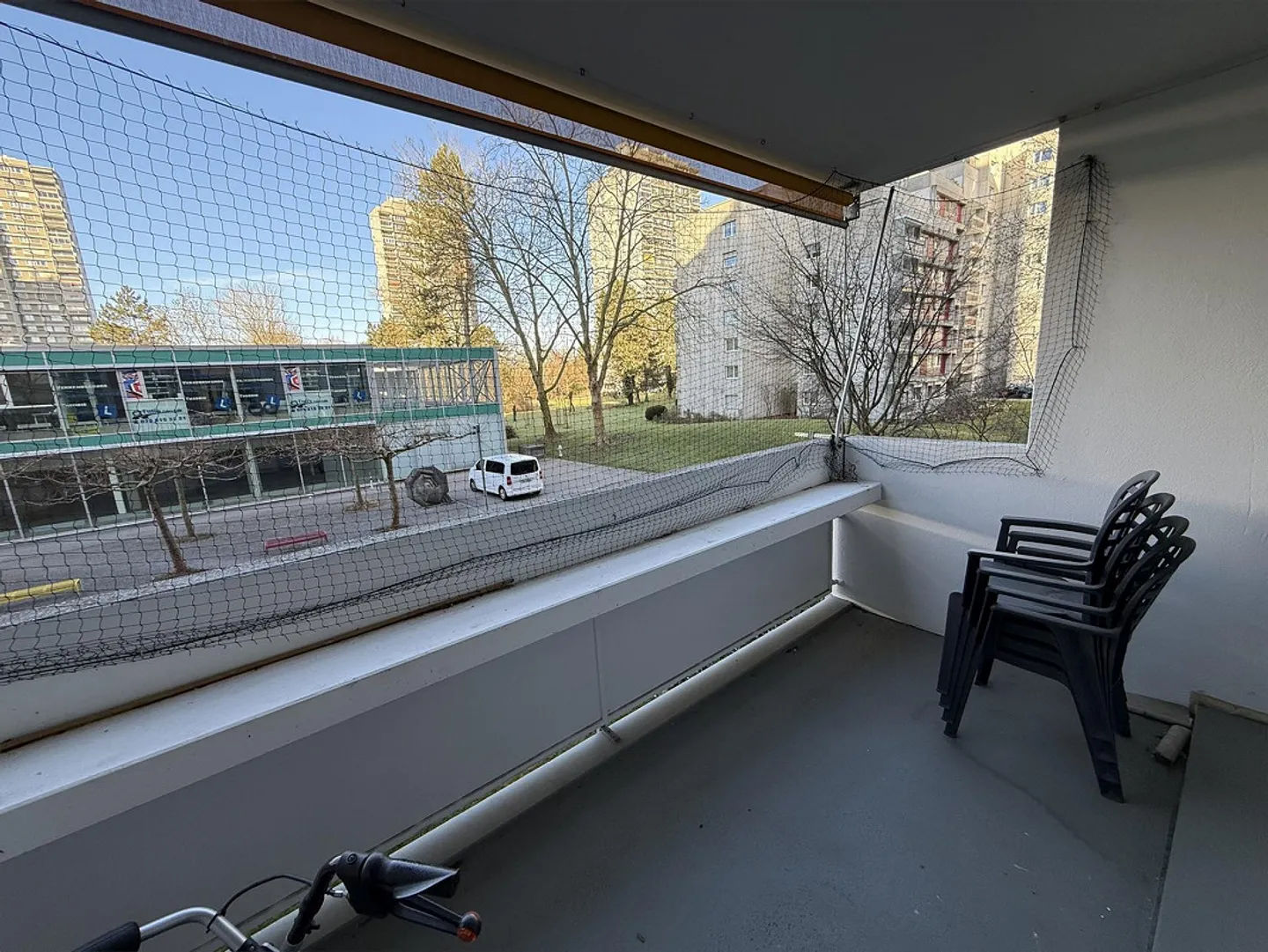 Great 3.5-room apartment with balcony + private parking space in Bern-Wittigkofen - Photo 6 of 15