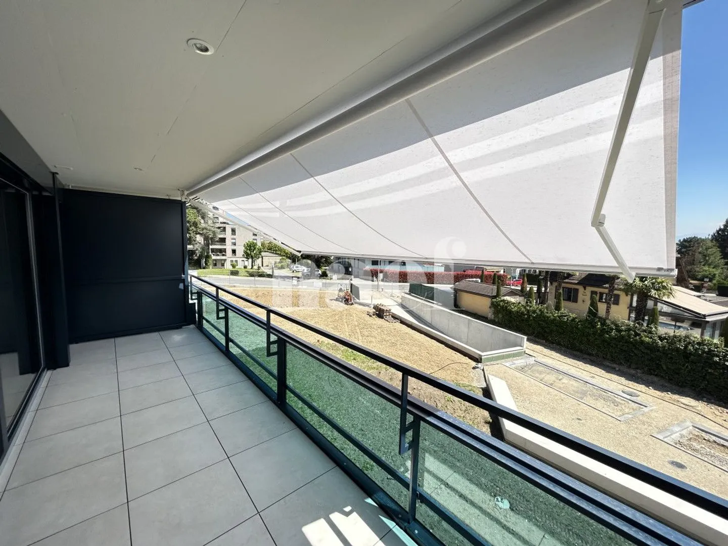 3.5 Room Apartment - Photo 1 of 10