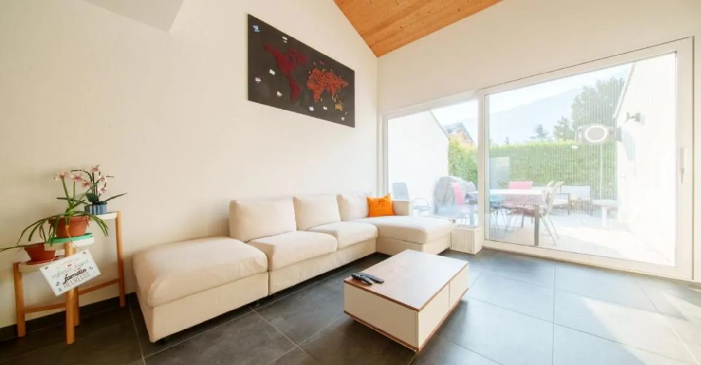 Sehr schönes modernes und komfortables Reihenhaus - Foto 3 von 13