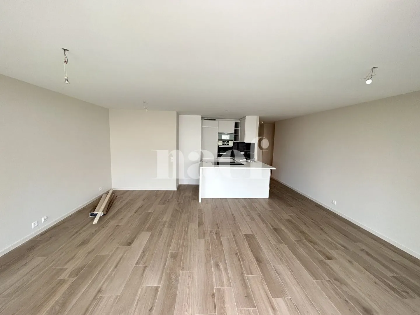 3.5 Room Apartment - Photo 4 of 10