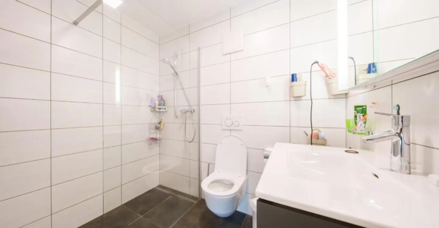 Sehr schönes modernes und komfortables Reihenhaus - Foto 11 von 13