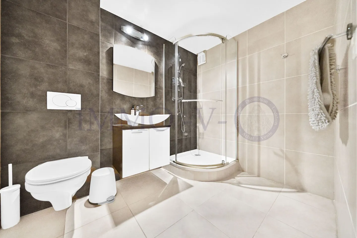 LUXURY STANDING WITH LARGE GARDEN AND LAKE VIEW - Photo 18 of 18
