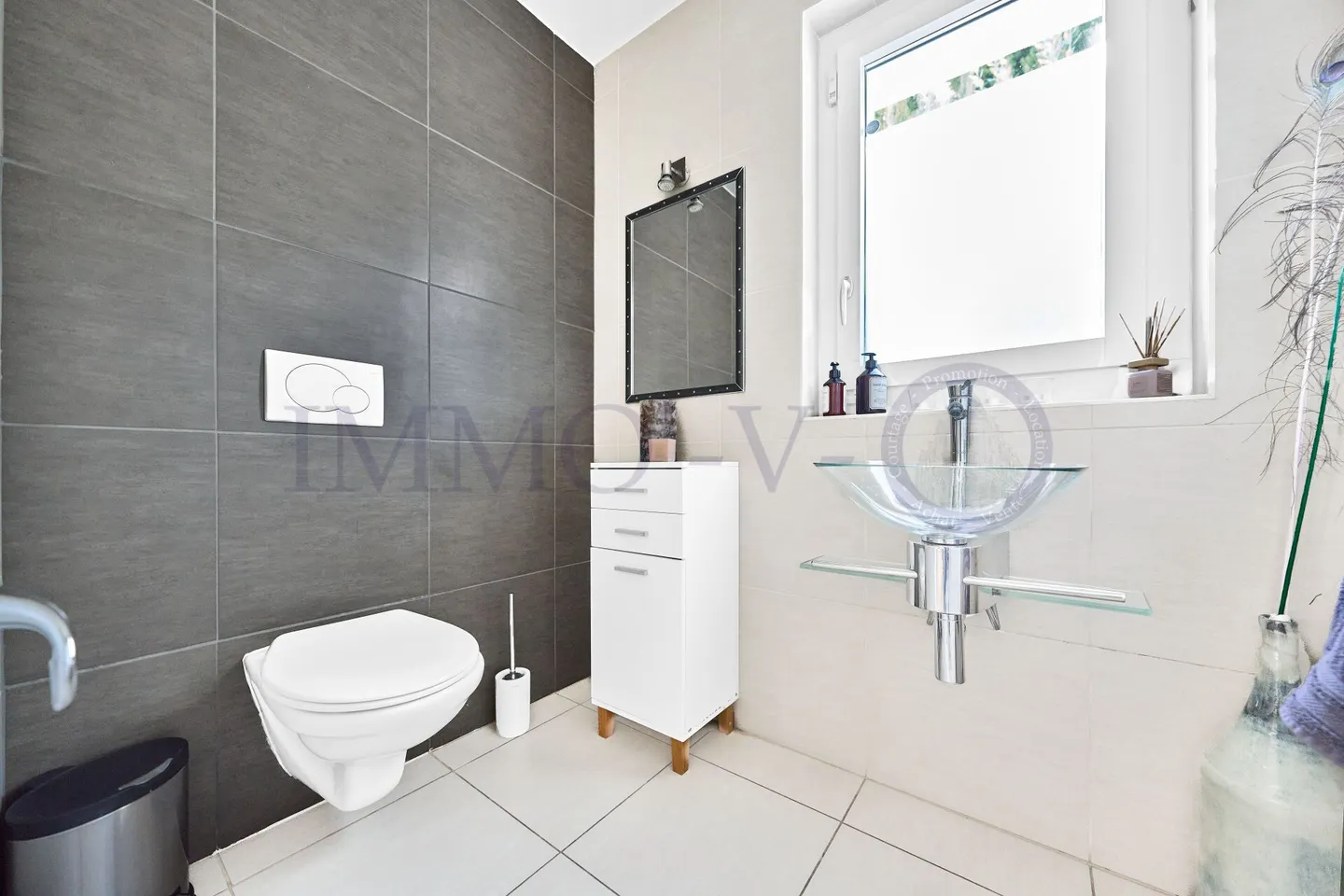 LUXURY STANDING WITH LARGE GARDEN AND LAKE VIEW - Photo 14 of 18