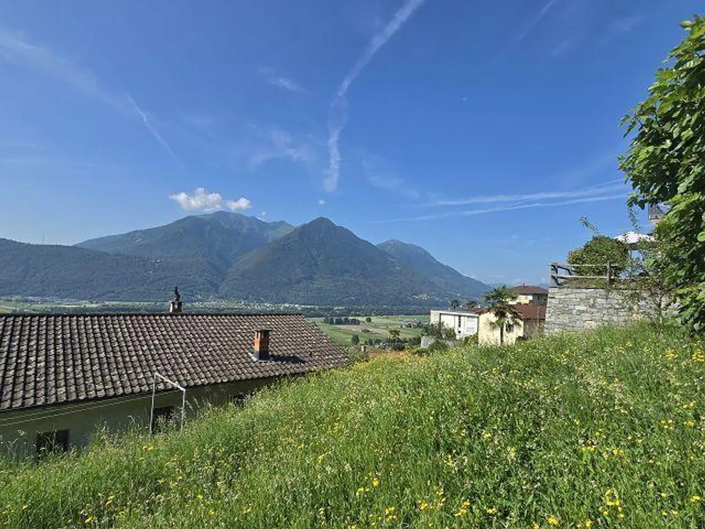 Terreno edificabile R2 di 1377 m2 molto soleggiata, tranquilla, bel... - Foto 7 di 14