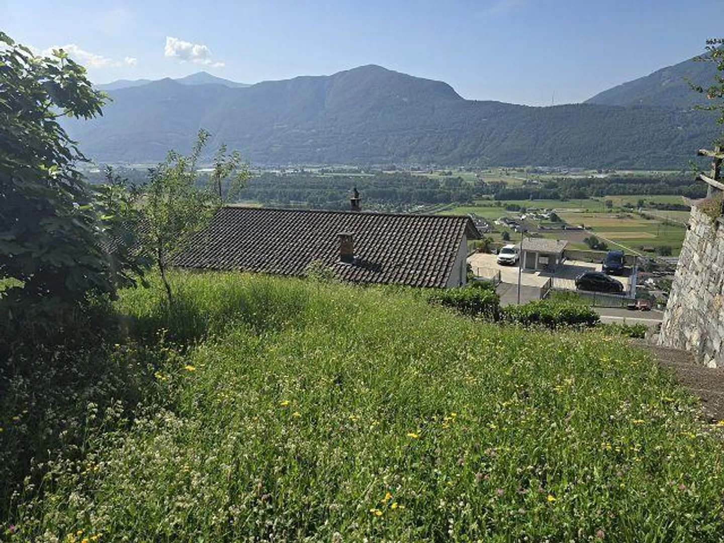 Terreno edificabile R2 di 1377 m2 molto soleggiata, tranquilla, bel... - Foto 11 di 14
