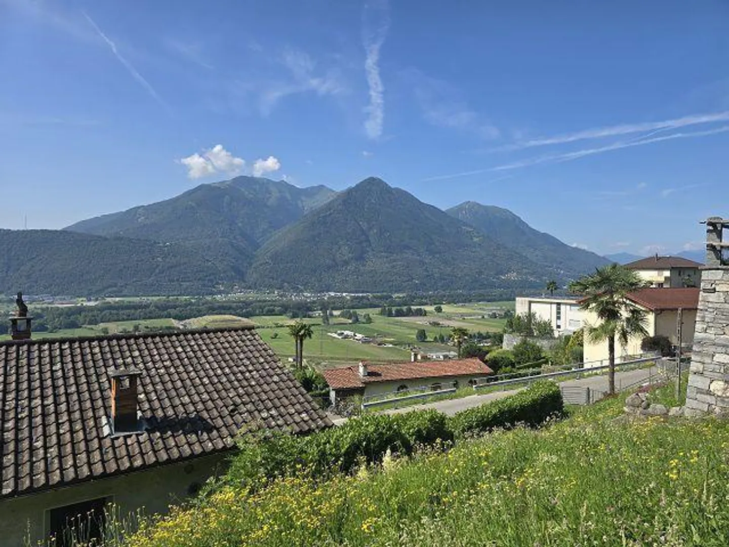 Terreno edificabile R2 di 1377 m2 molto soleggiata, tranquilla, bel... - Foto 12 di 14