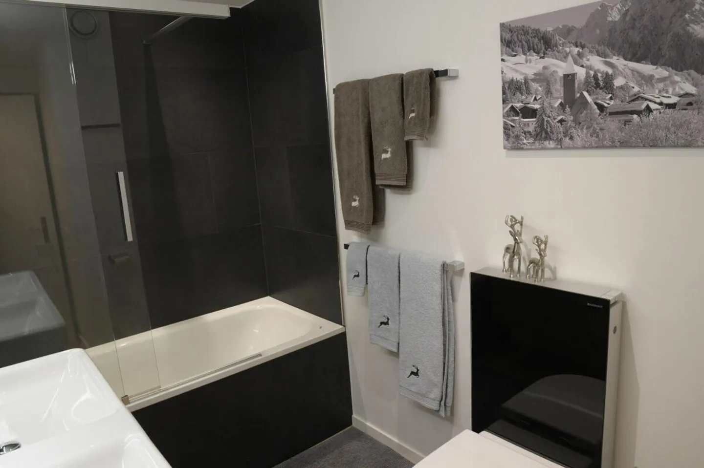 Appartamento accogliente con 5 stanze - Foto 15 di 19