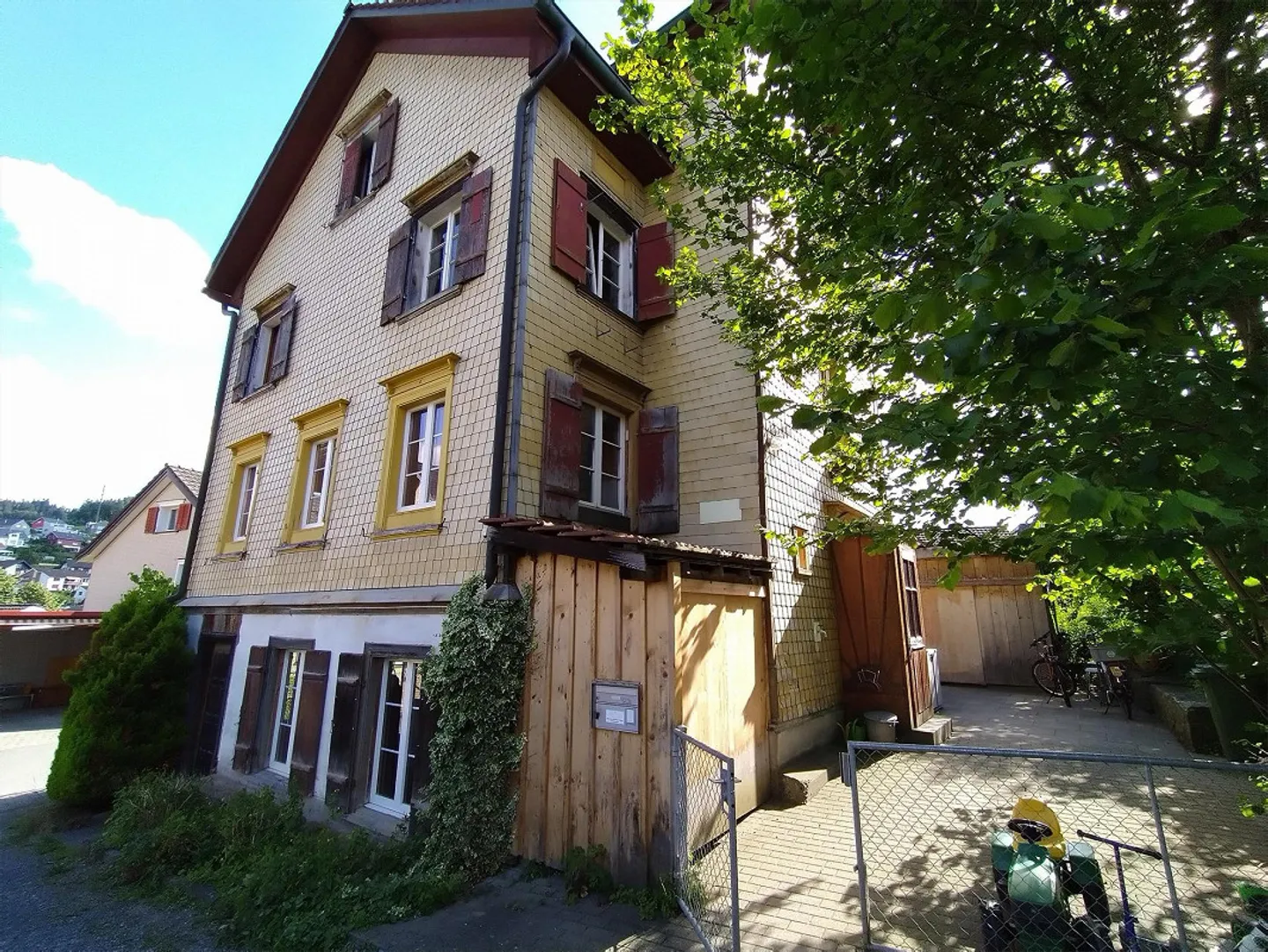 Grande Casa Unifamiliare in Posizione Centrale - Foto 4 di 4