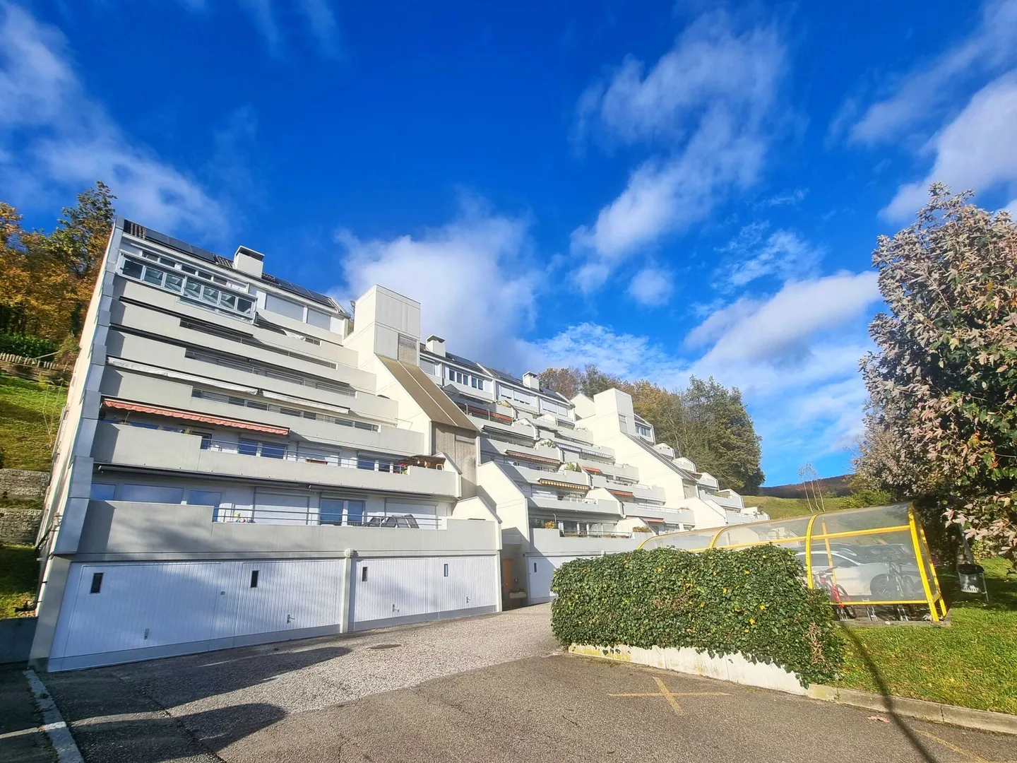 4 1/2 Zimmer Terrassen-Wohnung - Foto 1 von 16