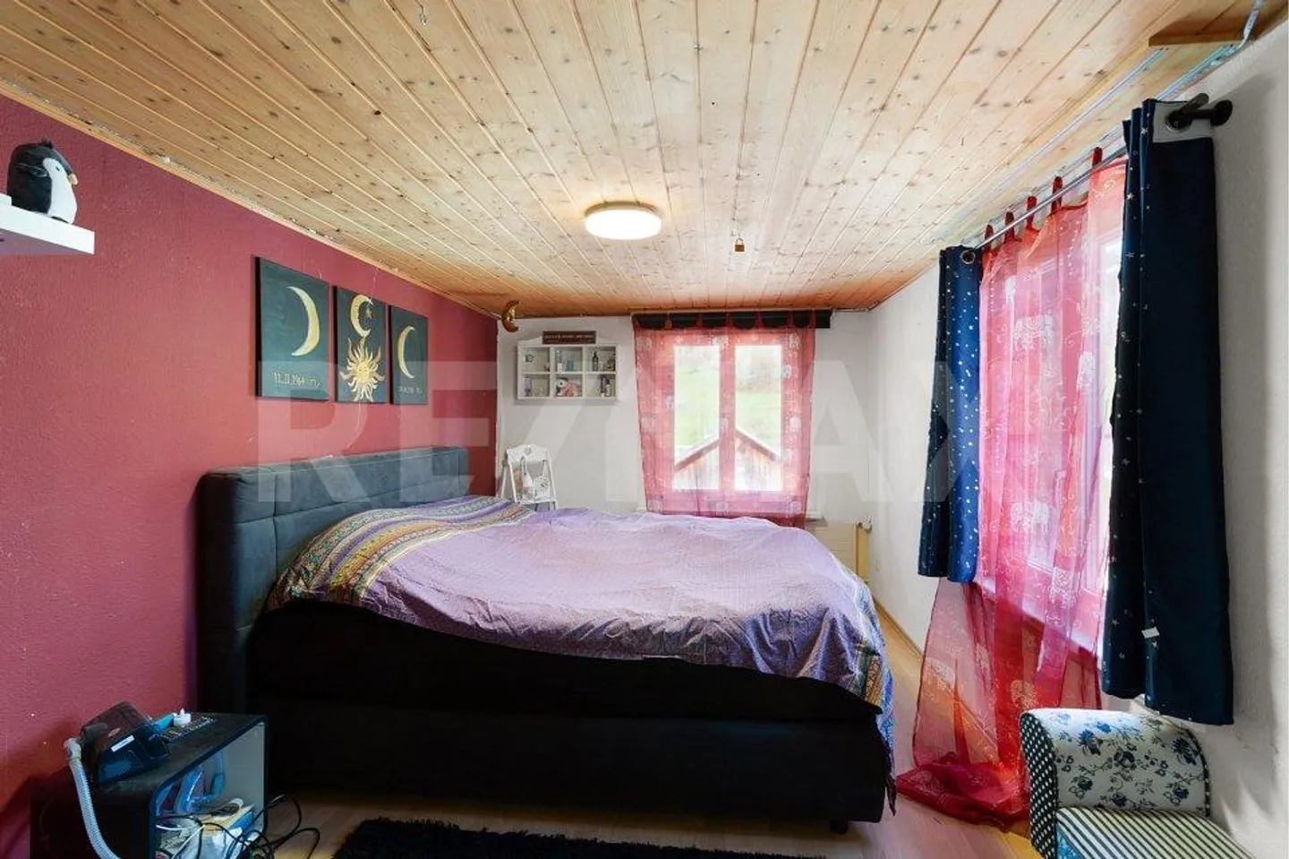 Maison jumelée de 9 pièces avec beaucoup de potentiel, beau jardin à un prix imbattable ! - Photo 7 sur 10