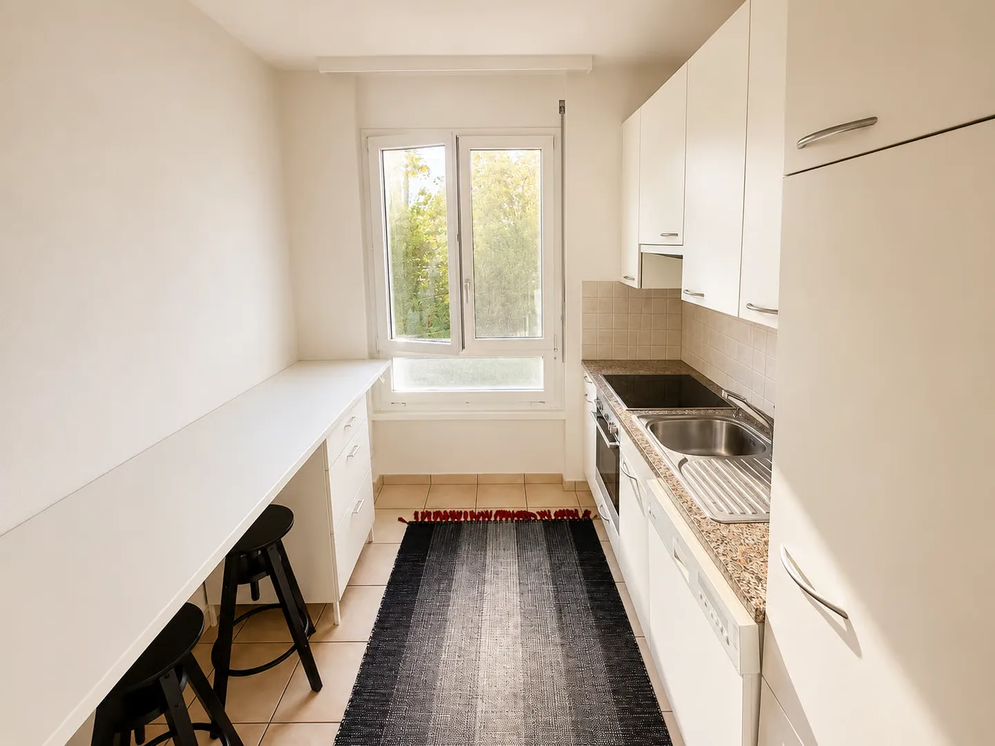 Massagno – Geräumige und helle 3.5 Zimmer in privilegierter Lage - Foto 3 von 9
