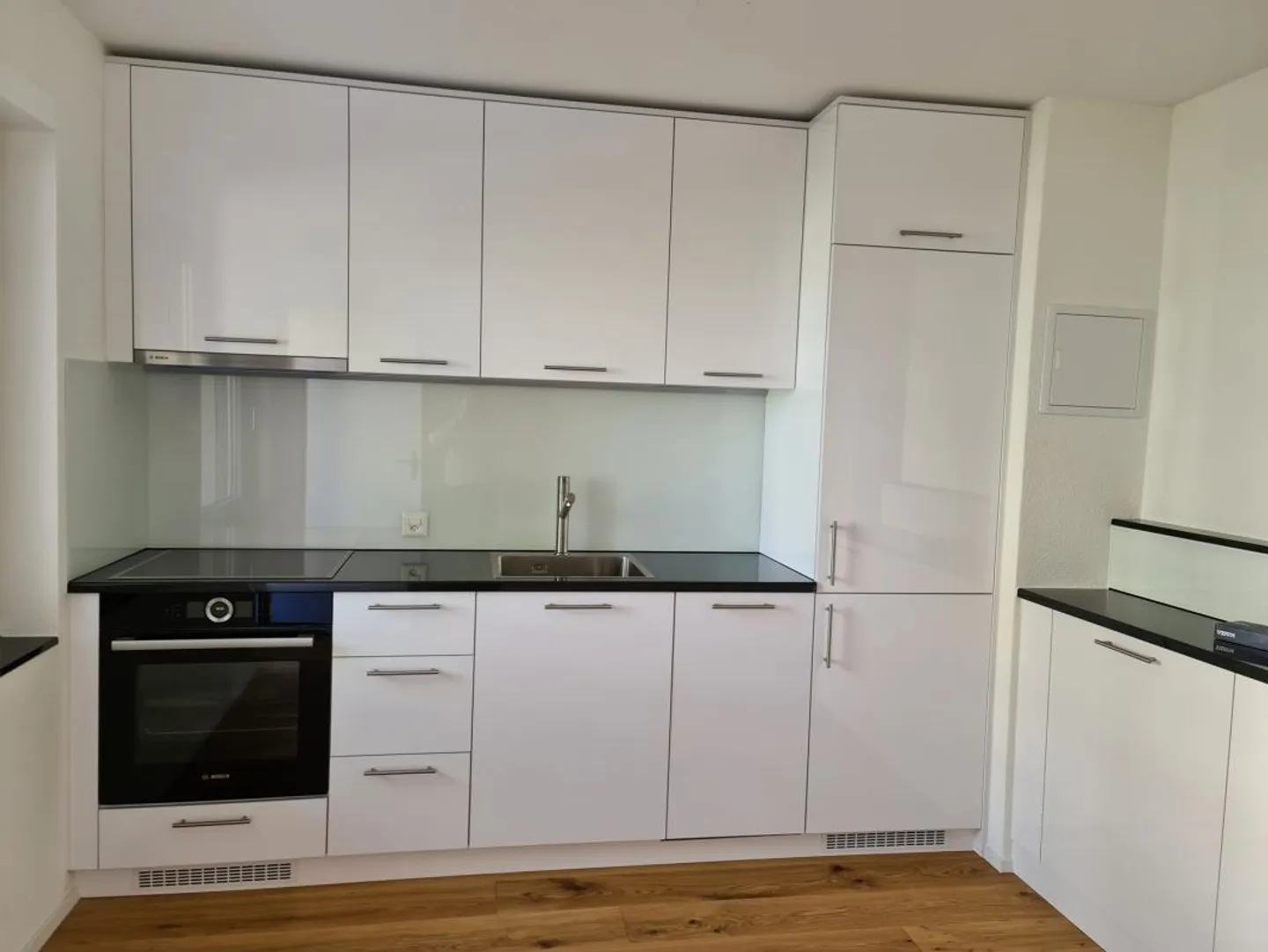 Condominium moderne neuf de 2,5 pièces à louer - Photo 1 sur 14