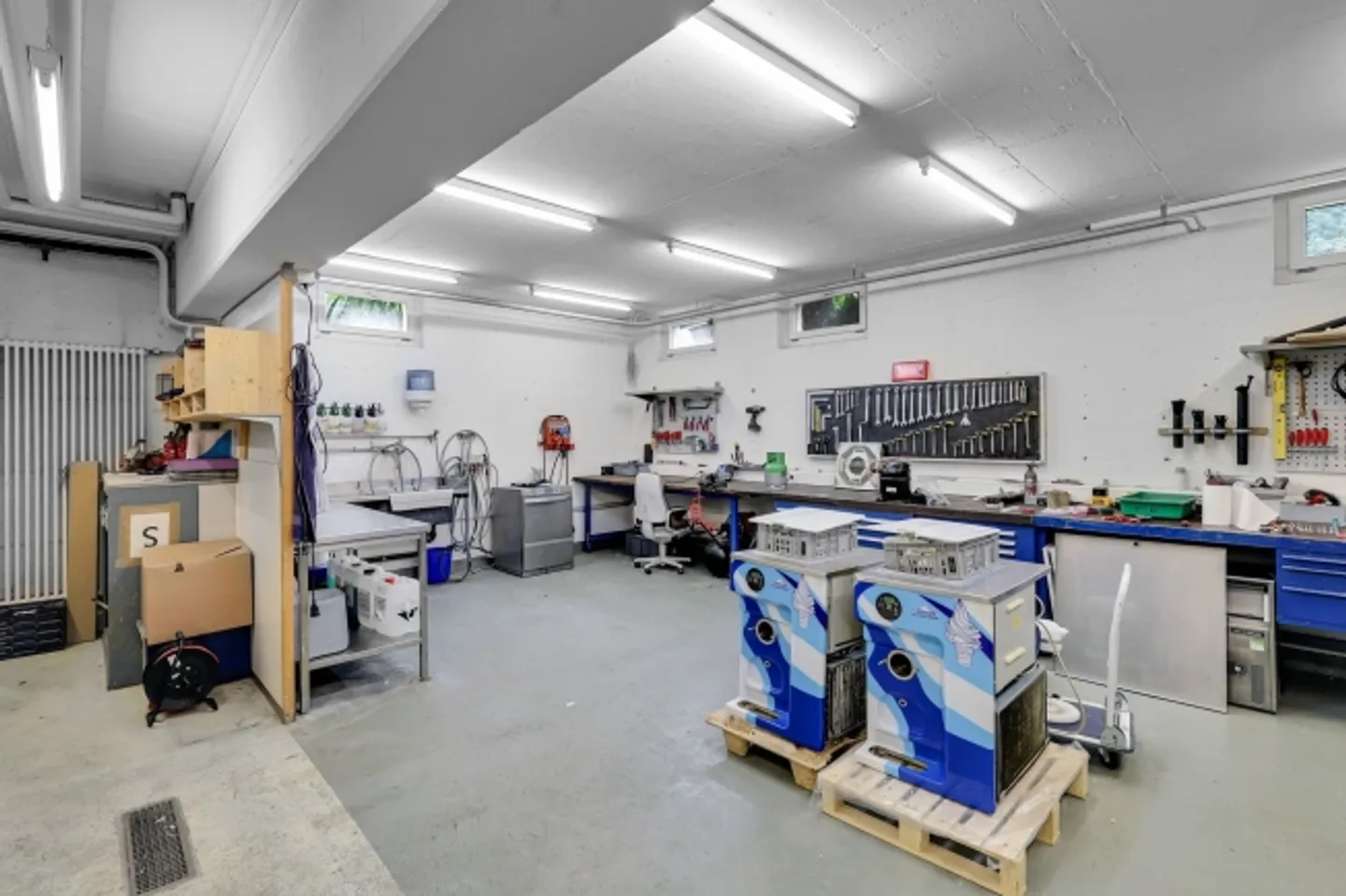 Immobile commerciale a Wettingen: un buon investimento! - Foto 9 di 11