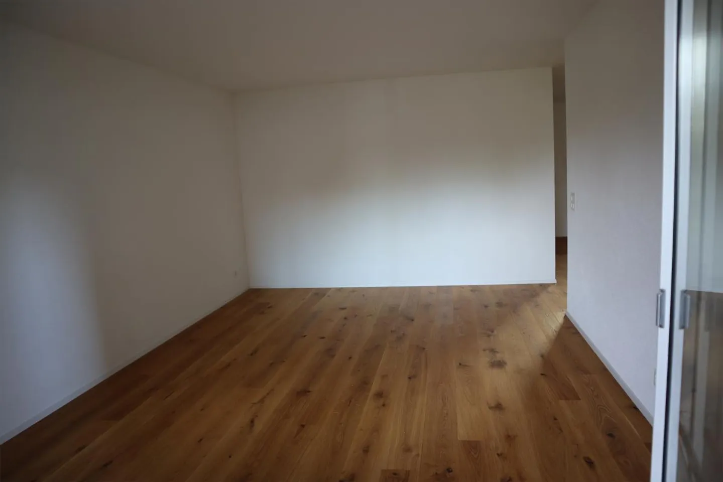 Condominium moderne neuf de 2,5 pièces à louer - Photo 8 sur 14
