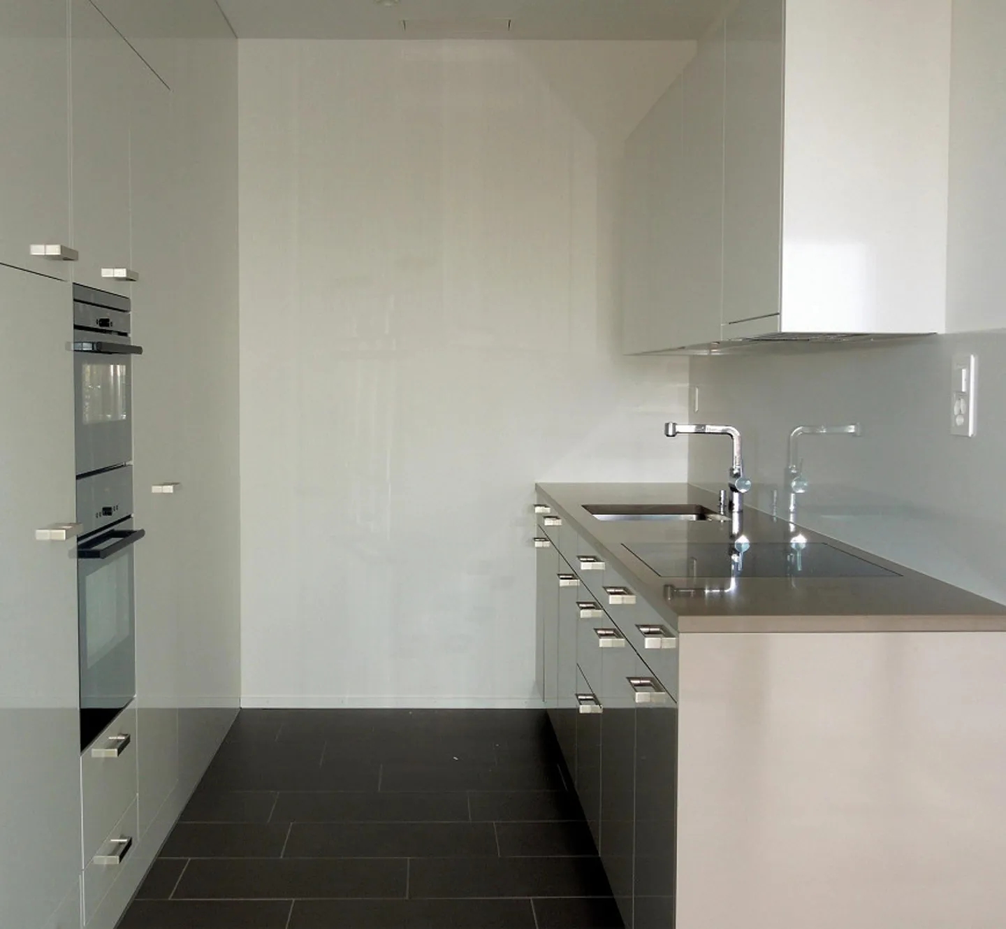 Appartamento 2.5 camere adatto agli anziani nel cuore di Kloten - Foto 3 di 7