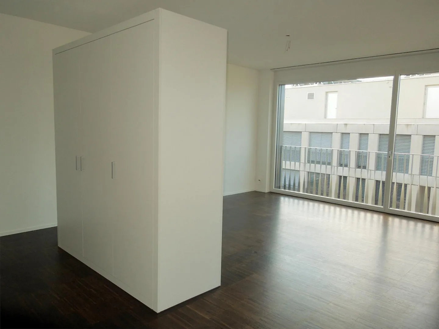 Appartamento 2.5 camere adatto agli anziani nel cuore di Kloten - Foto 4 di 7