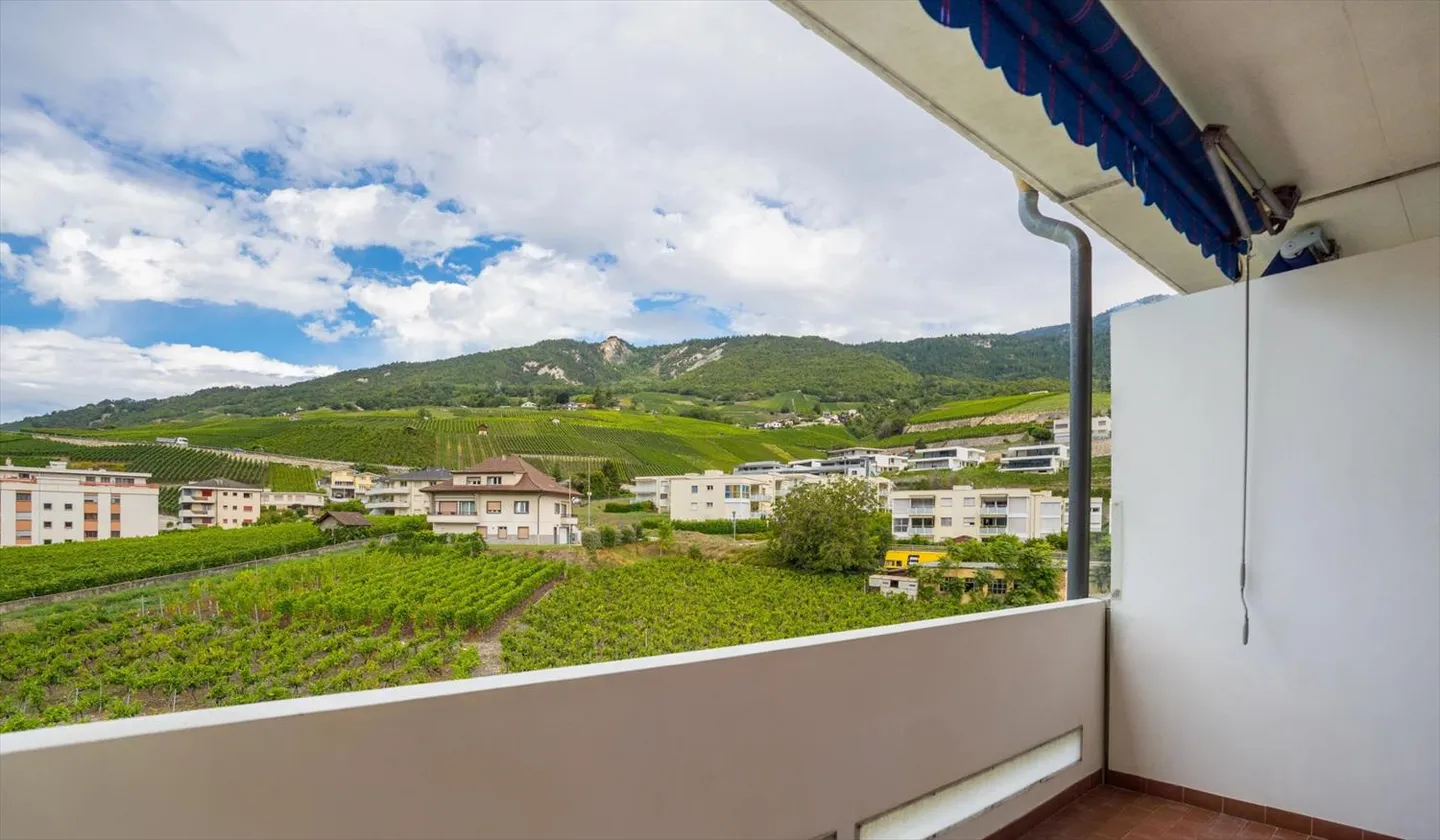 3.5 Room Apartment - Photo 1 of 11