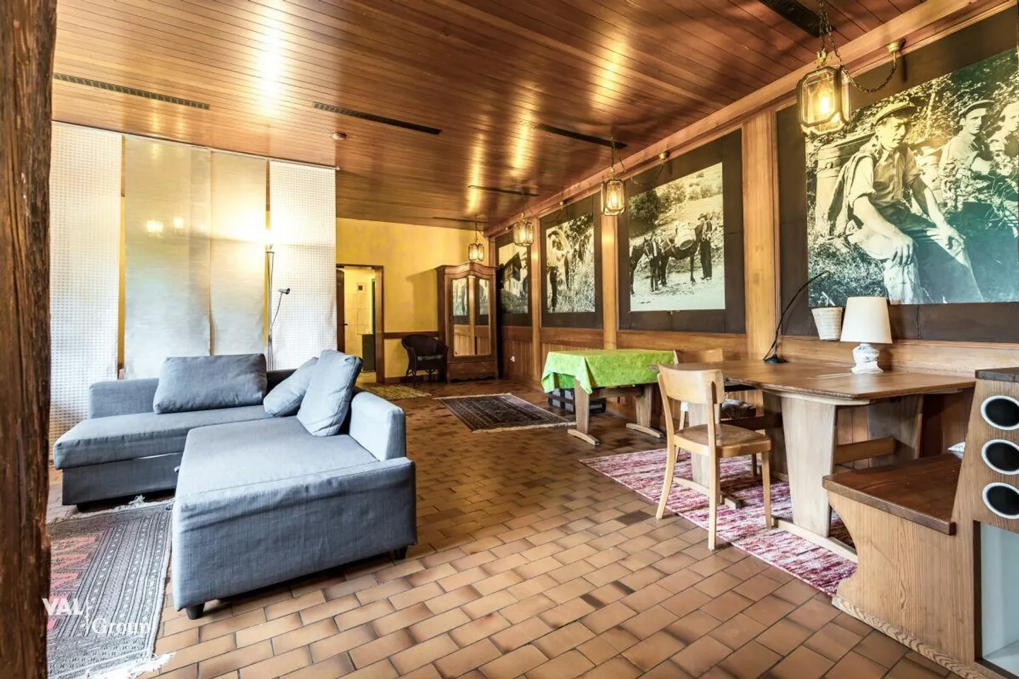 A Unique Ensemble with Potential - Living, Renting, Designing - Photo 5 of 30
