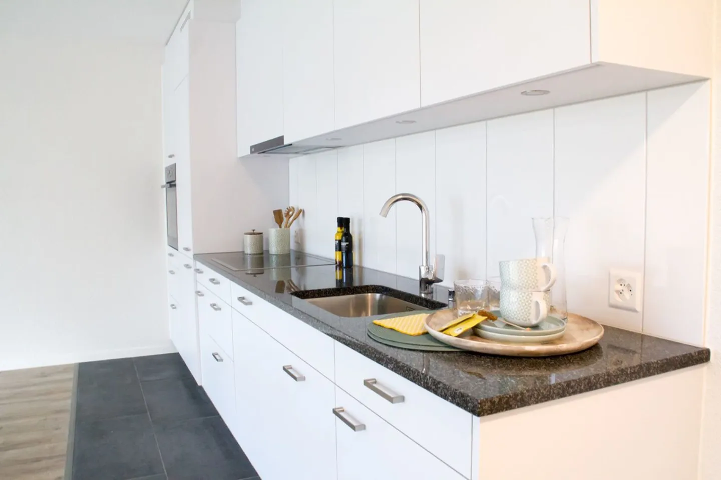 VIE CENTRALE ET NATURELLE: Appartement de 3.5 pièces - Photo 3 sur 8
