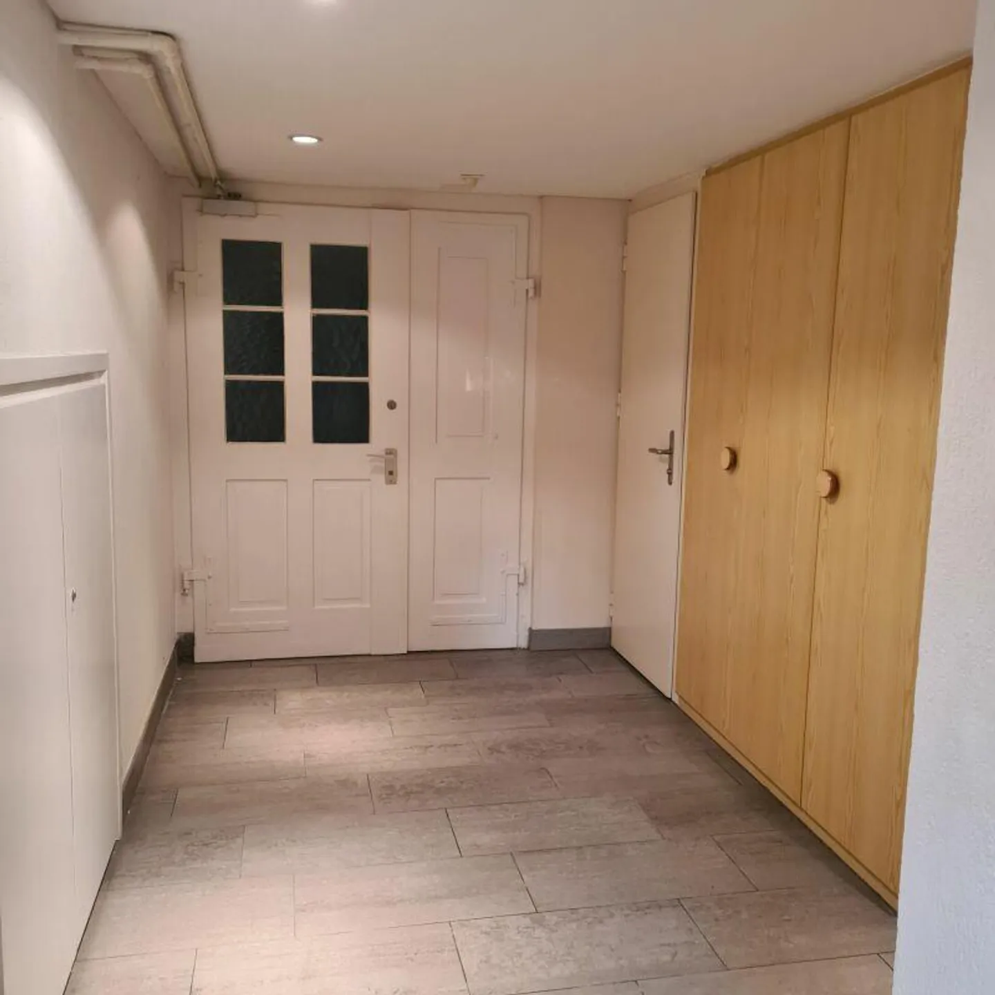 Storage Room in Former Restaurant - Photo 4 of 6