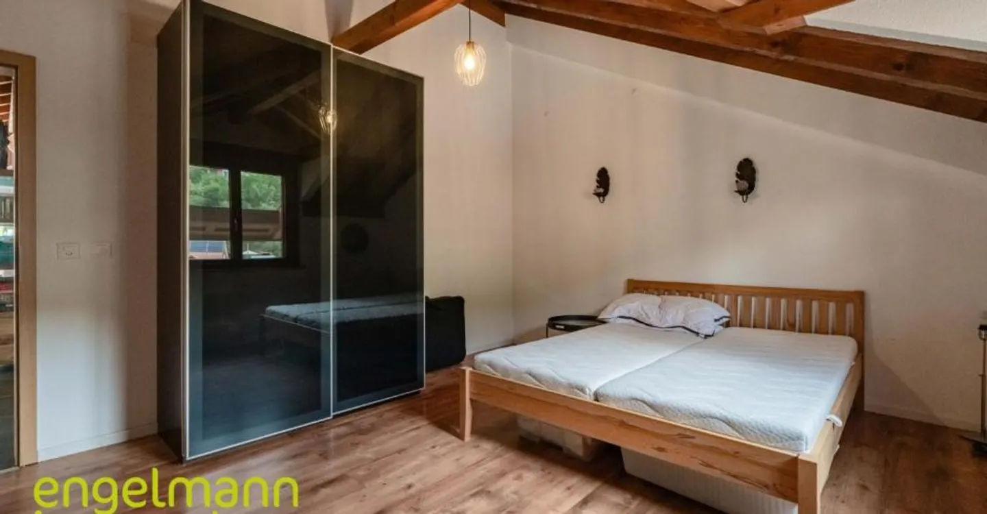 House with 2 apartments - Photo 7 of 12