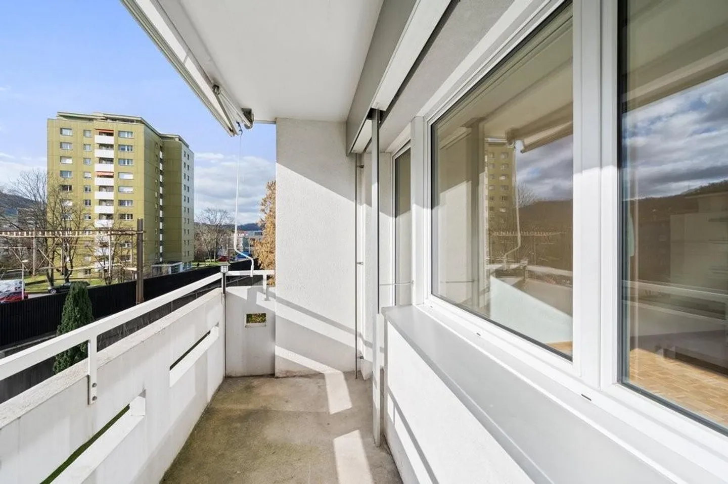 Modern 3-Room Apartment with Bonus - Photo 7 of 7