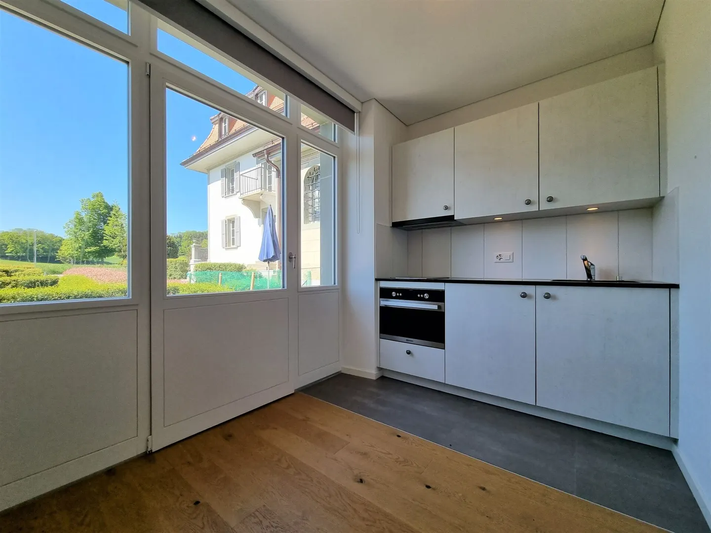 Belfaux - 2-room apartment on the ground floor with terrace and garden - Photo 3 of 7