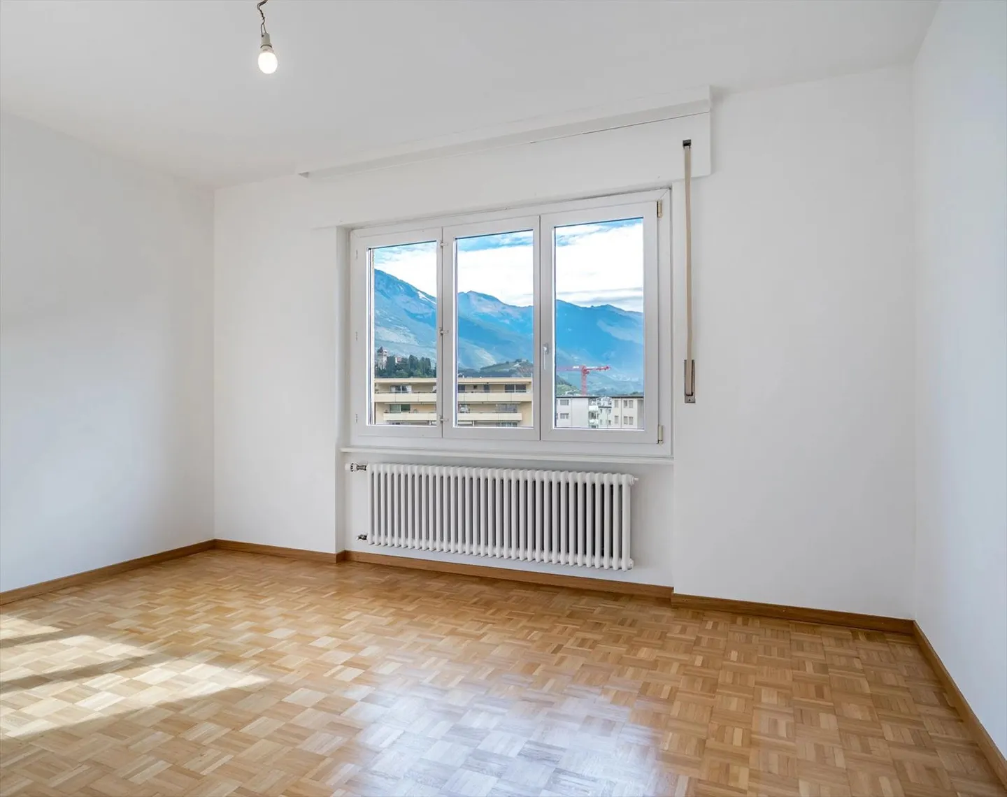 3.5 Room Apartment - Photo 8 of 11