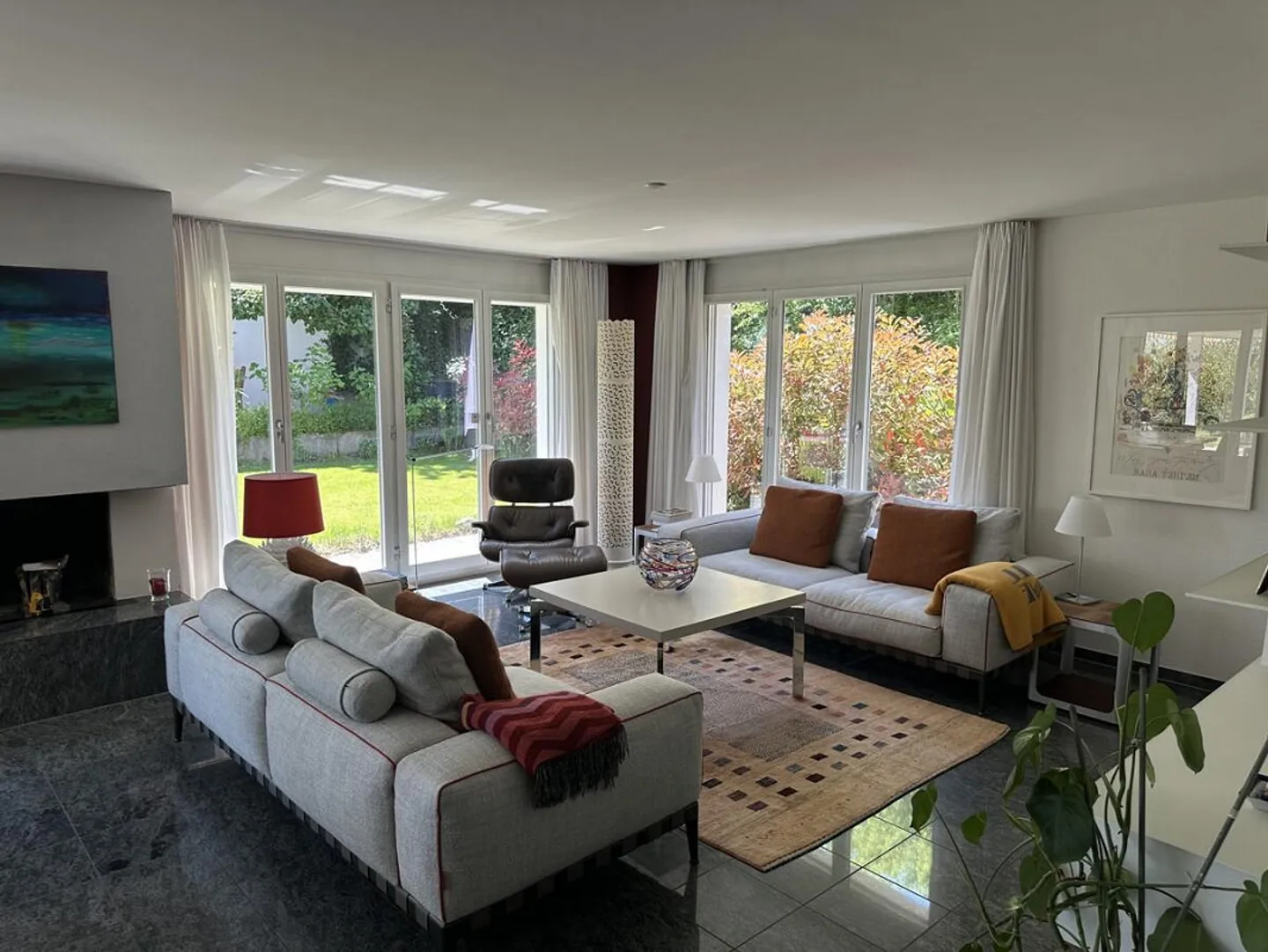 Una casa con carattere – Architettura, luce ed eleganza - Foto 5 di 13