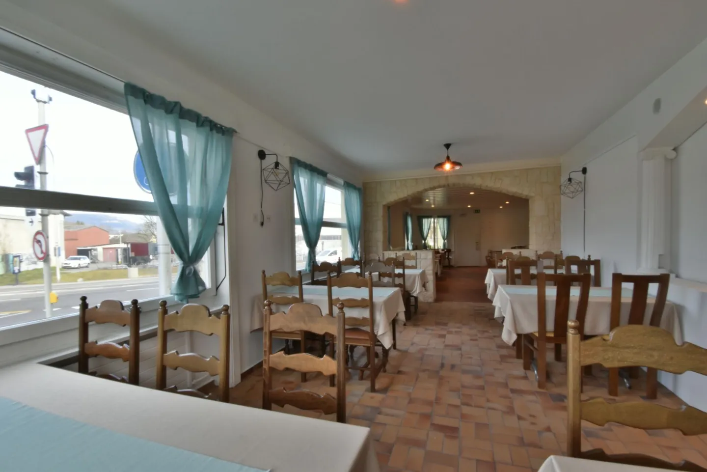 Restaurant in Prime Location! - Photo 7 of 20