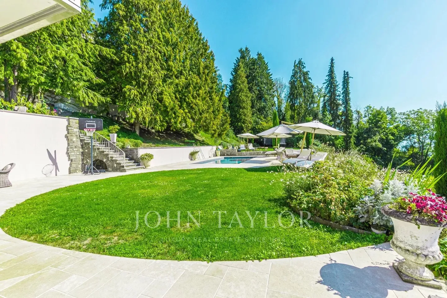 Stupenda Villa con Vista Lago - Foto 5 di 15