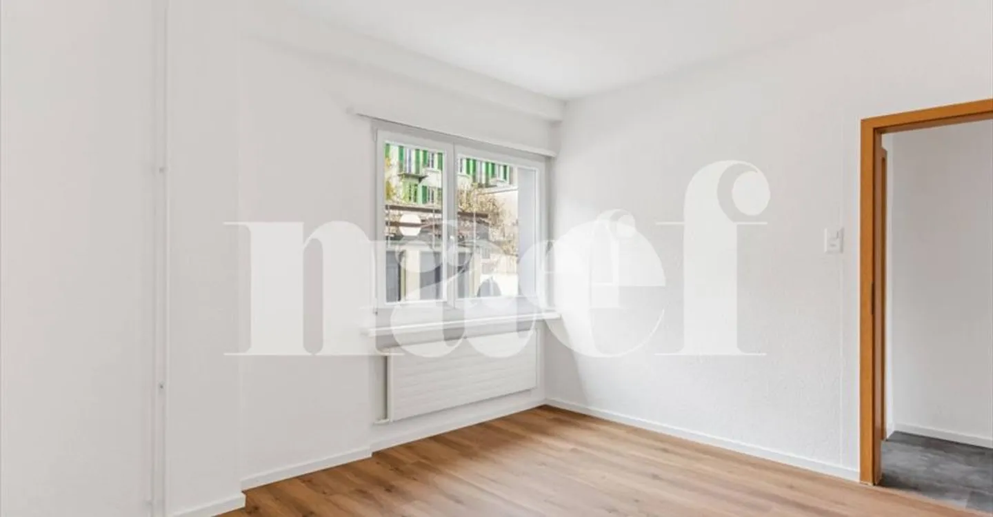 Bel appartamento di 2 stanze completamente ristrutturato con balcone al piano terra - Foto 5 di 7