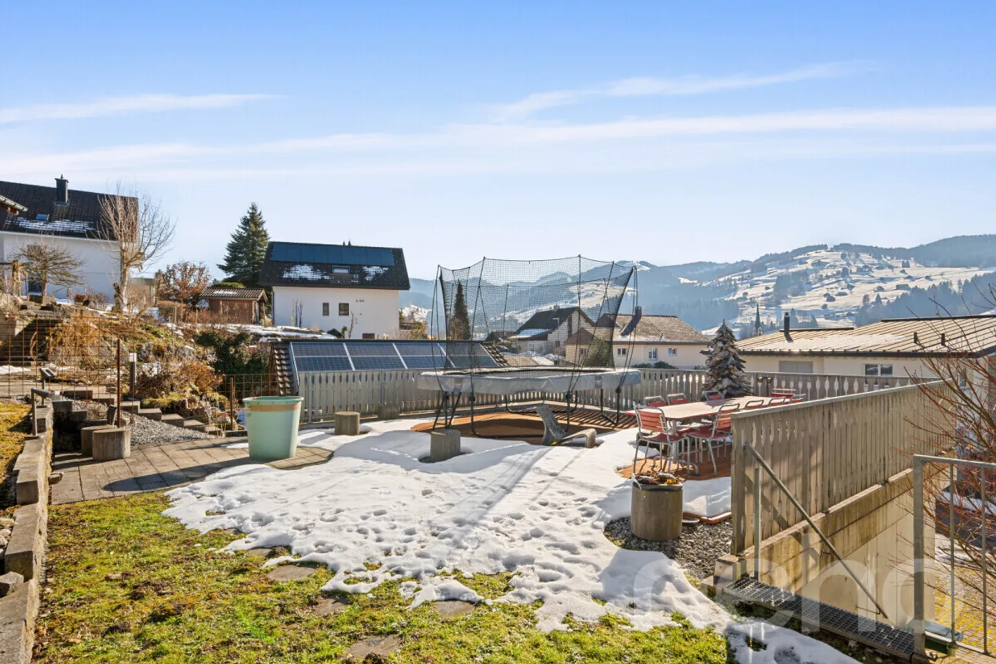 Stylishly renovated residential house from 1919 - Photo 3 of 12