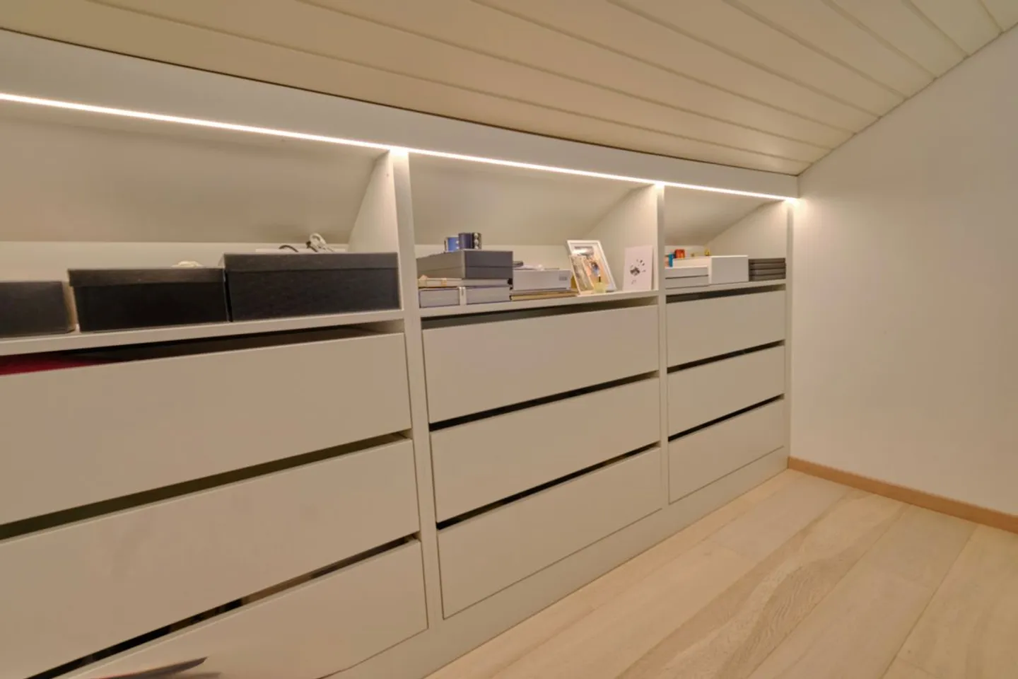 Luxury Duplex with Terrace in Lutry - Photo 13 of 13